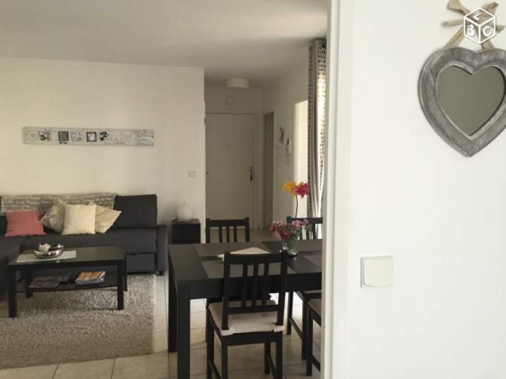 Julie'S Apartment Disneyland Серри Экстерьер фото